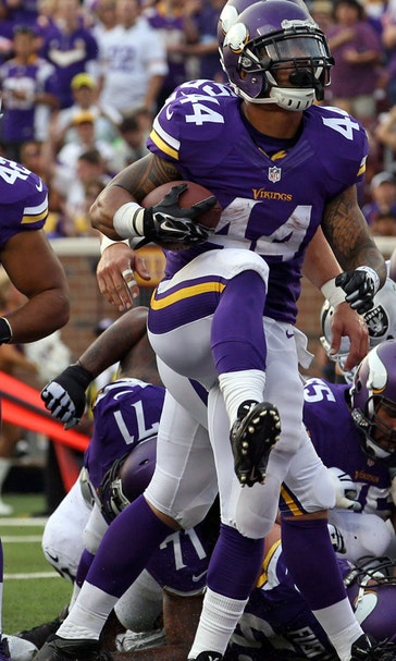 Vikings edge Raiders, 10-6